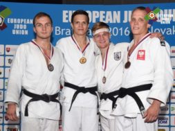 podium_ecsen_svk_73kg