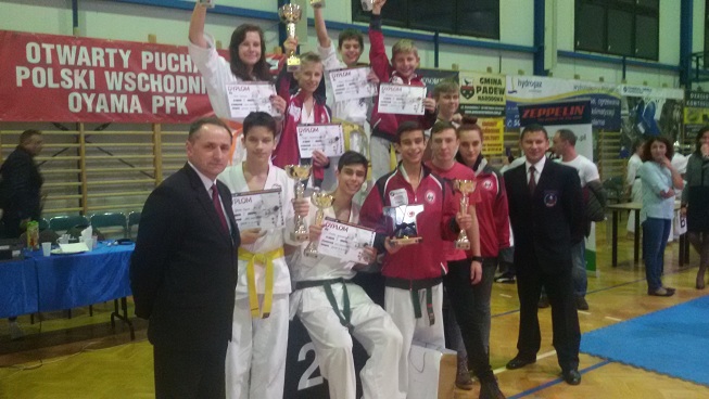 PUCHAR POLSKI WSCHODNIEJ OYAMA KARATE – PADEW NARODOWA 2016