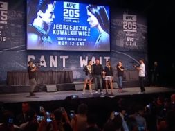 jedrzejczyk-kowalkiewicz-face-1