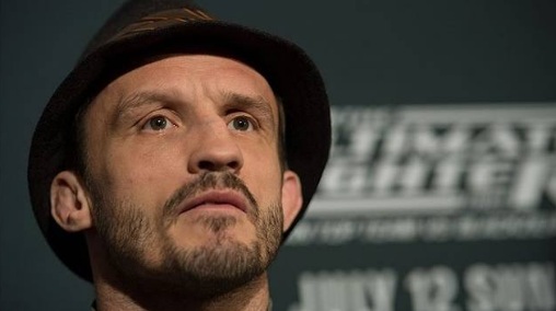 Konferencja prasowa przed Fight Night Belfast Q & A ( VIDEO )