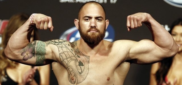 UFC: Travis Browne rezygnuje z usług trenera