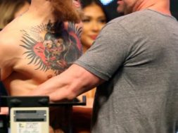 dana-white-conor-mcgregor-srodek-002