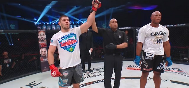 BELLATOR 218: MOLDAVSKY LEPSZY OD VASSELLA