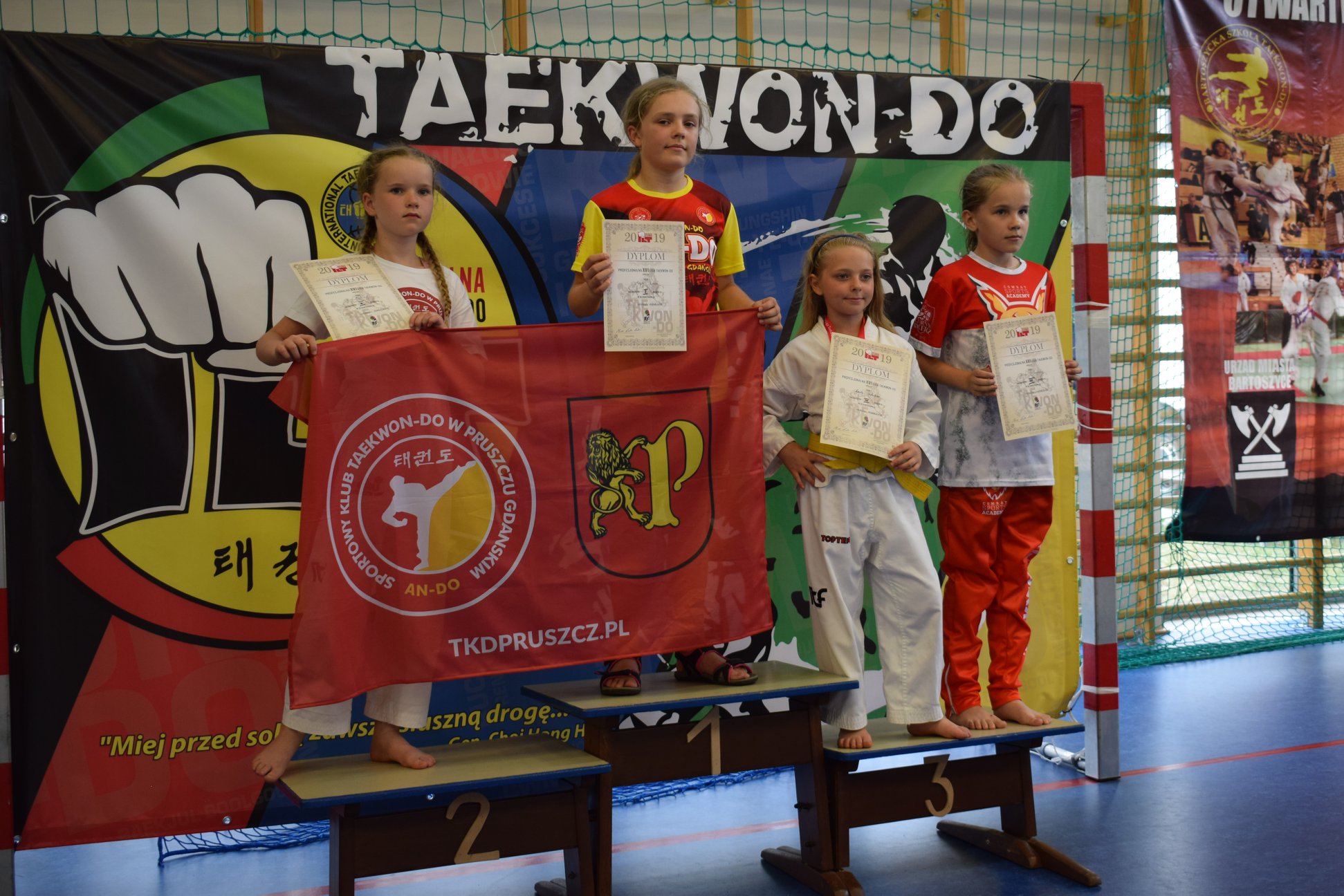 Zawodnicy CSA przywieźli 28 medali