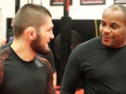 0_Khabib-Nurmagomedov-Daniel-Courmier