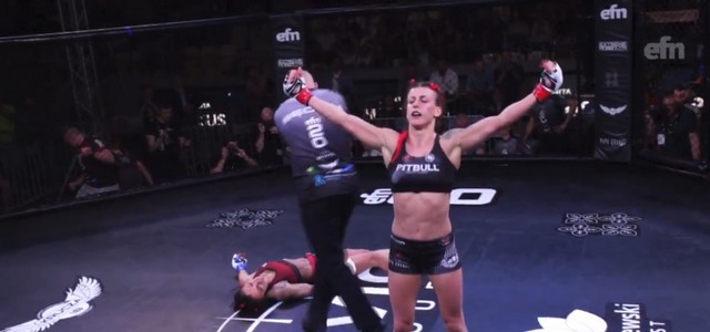 PODSUMOWANIE ŻEŃSKIEGO MMA: NOKAUT ROKU