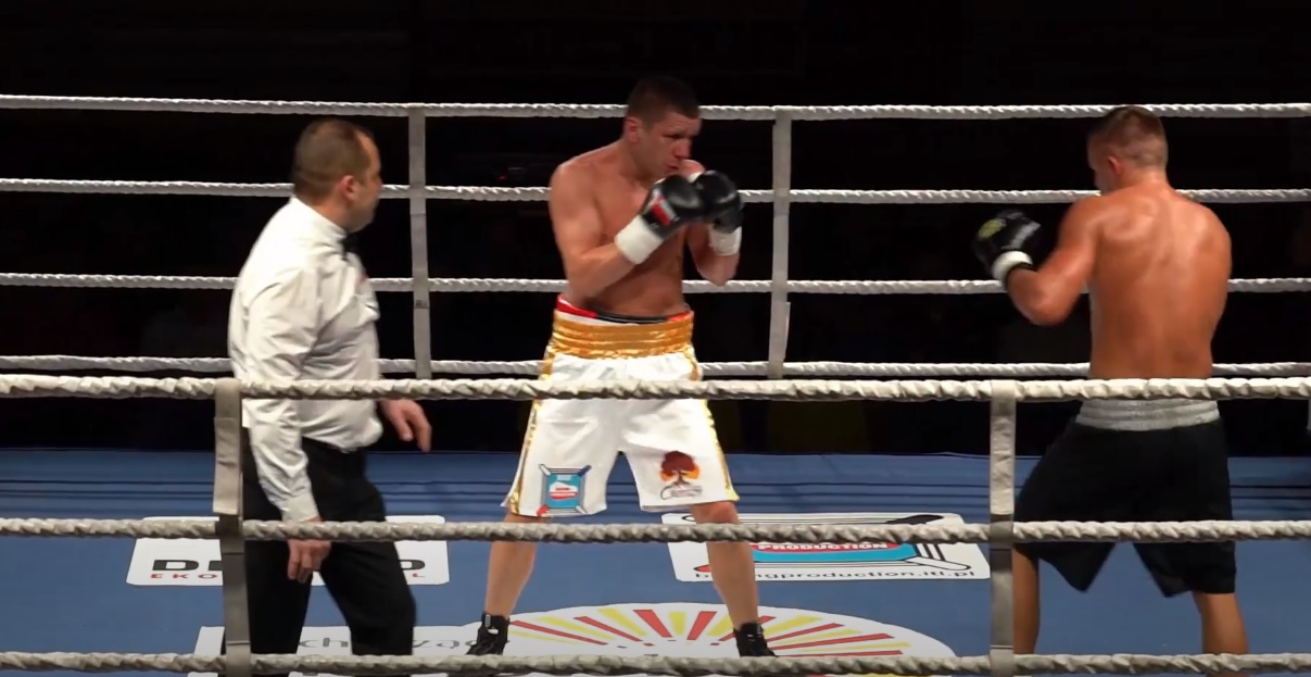 Robert SHY Świerzbiński vs Ivan Murashkin ( VIDEO )