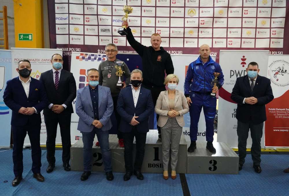 SZUCKI, JAGUSZ I PĘDZICKI CZYLI TERCET DOMINATORÓW, KTÓRZY USTRZELILI DUBLET W PUCHAROWYCH TURNIEJACH