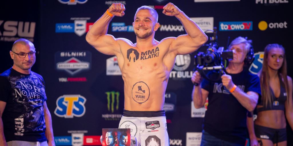 PO GODZINACH – KRZYSZTOF KLACZEK
