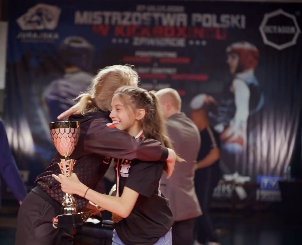 Mistrzostwa Polski kadetów w kick light – świetny początek turnieju w Zawierciu