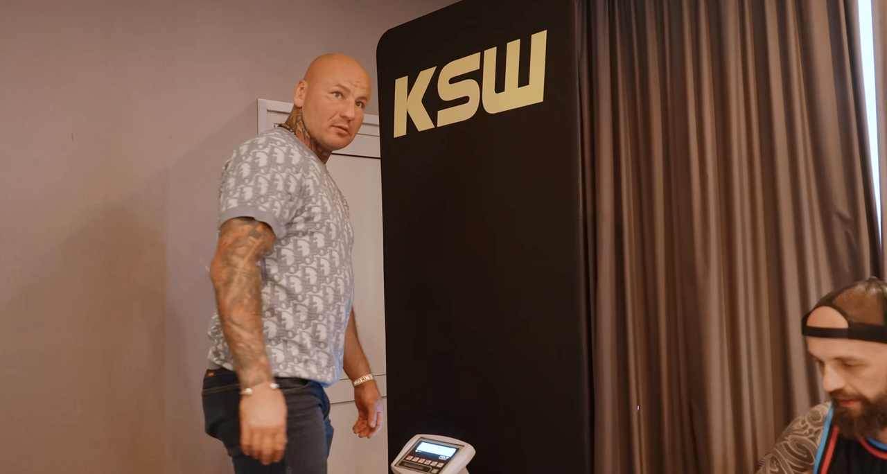 Cały hotel już wie, że jest Artur Szpilka – VLOG z Media Day przed XTB KSW 120 | Fight Week